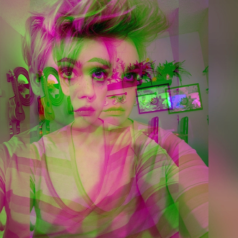 Meet your Posher, Tiffany